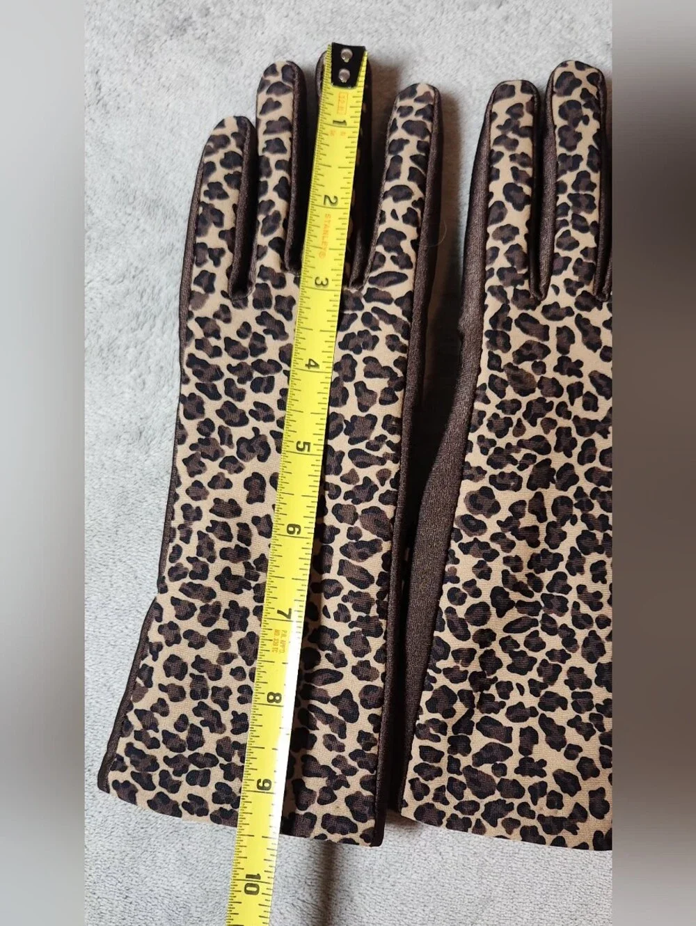 Women's Leaopard Print Brown Faux Suede & Lycra Trim Gloves One Size